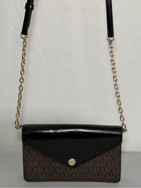 Michael Kors Jet Set Travel Small Signature Logo Clutch Crossbody Bag